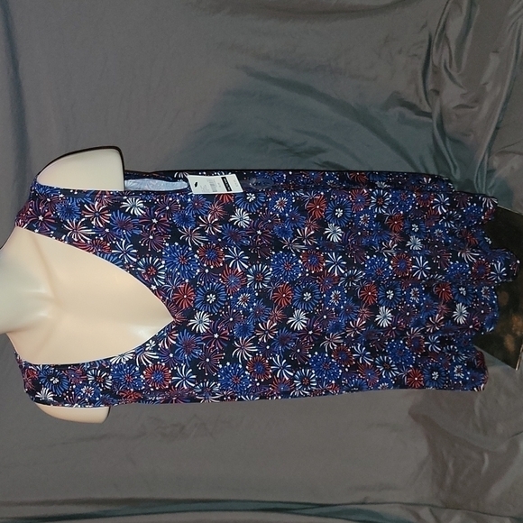 Set of 4th of July Tops - Picture 6 of 10